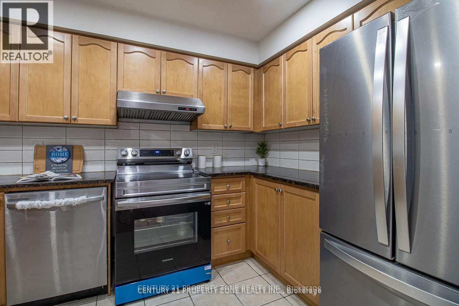 14 - 30 Mendelssohn Street, Toronto, Ontario  M1L 0Z5 - Photo 10 - E12697058