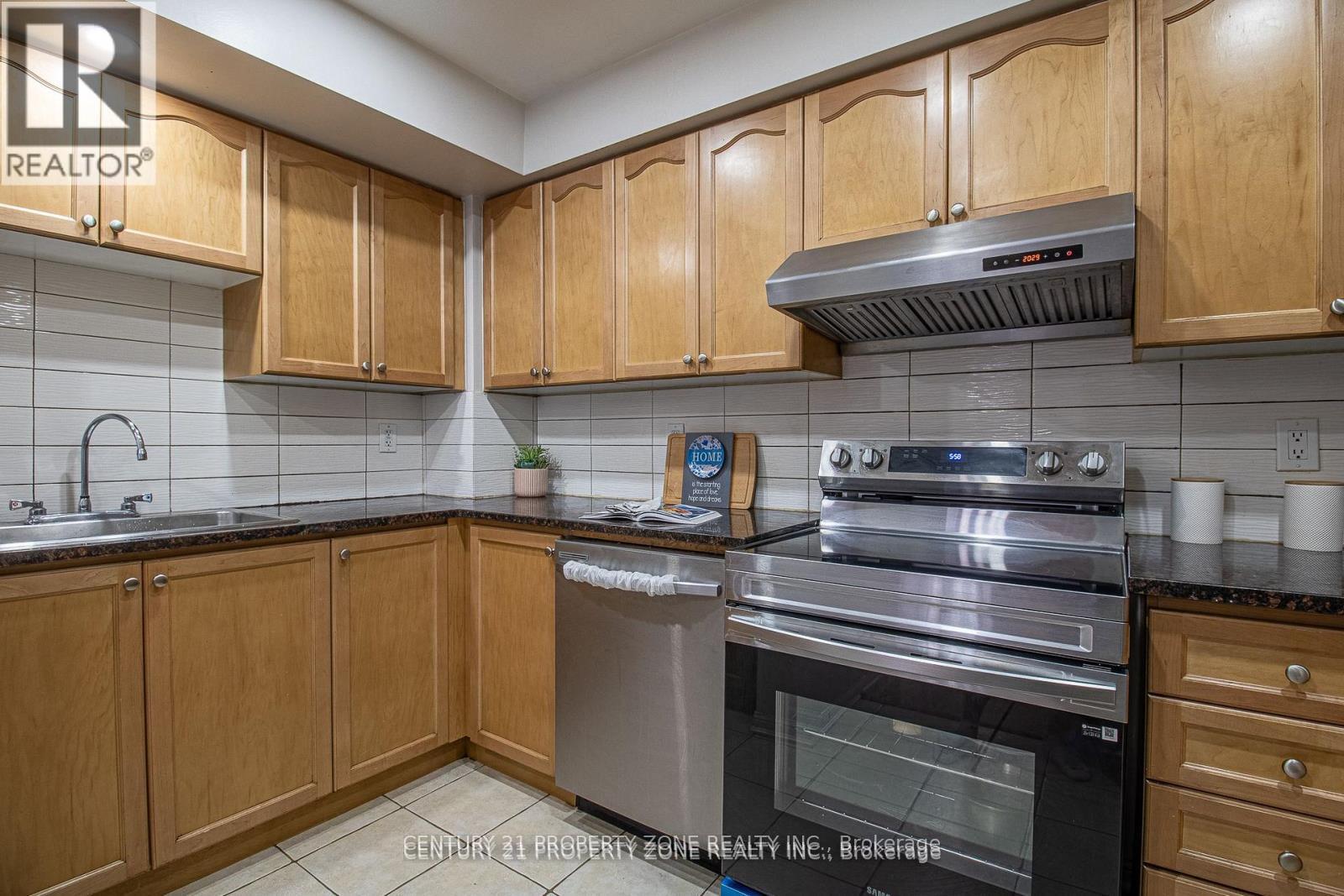 14 - 30 Mendelssohn Street, Toronto, Ontario  M1L 0Z5 - Photo 11 - E12697058