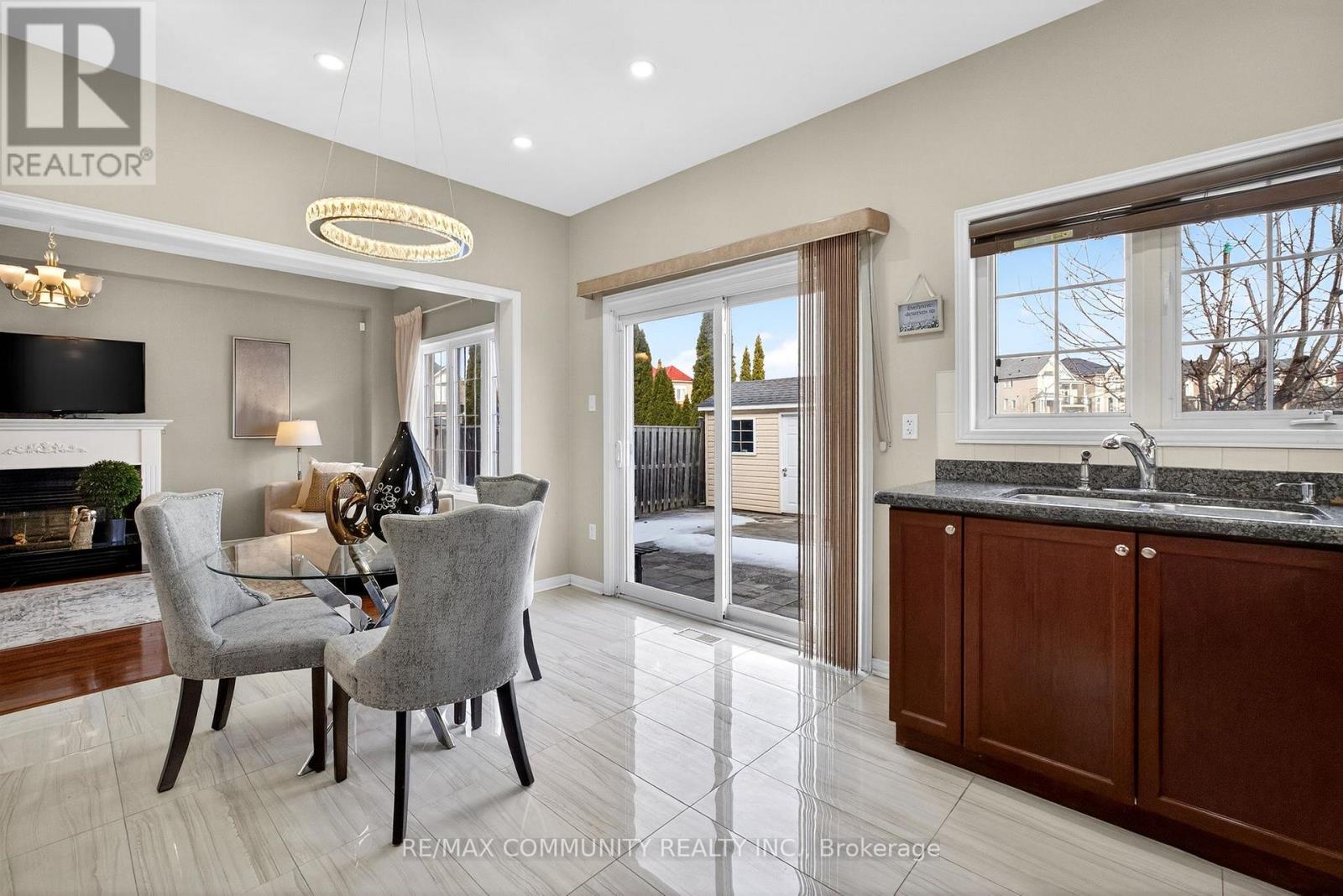 19 Abraham Court, Ajax, Ontario  L1Z 0A9 - Photo 17 - E12697138