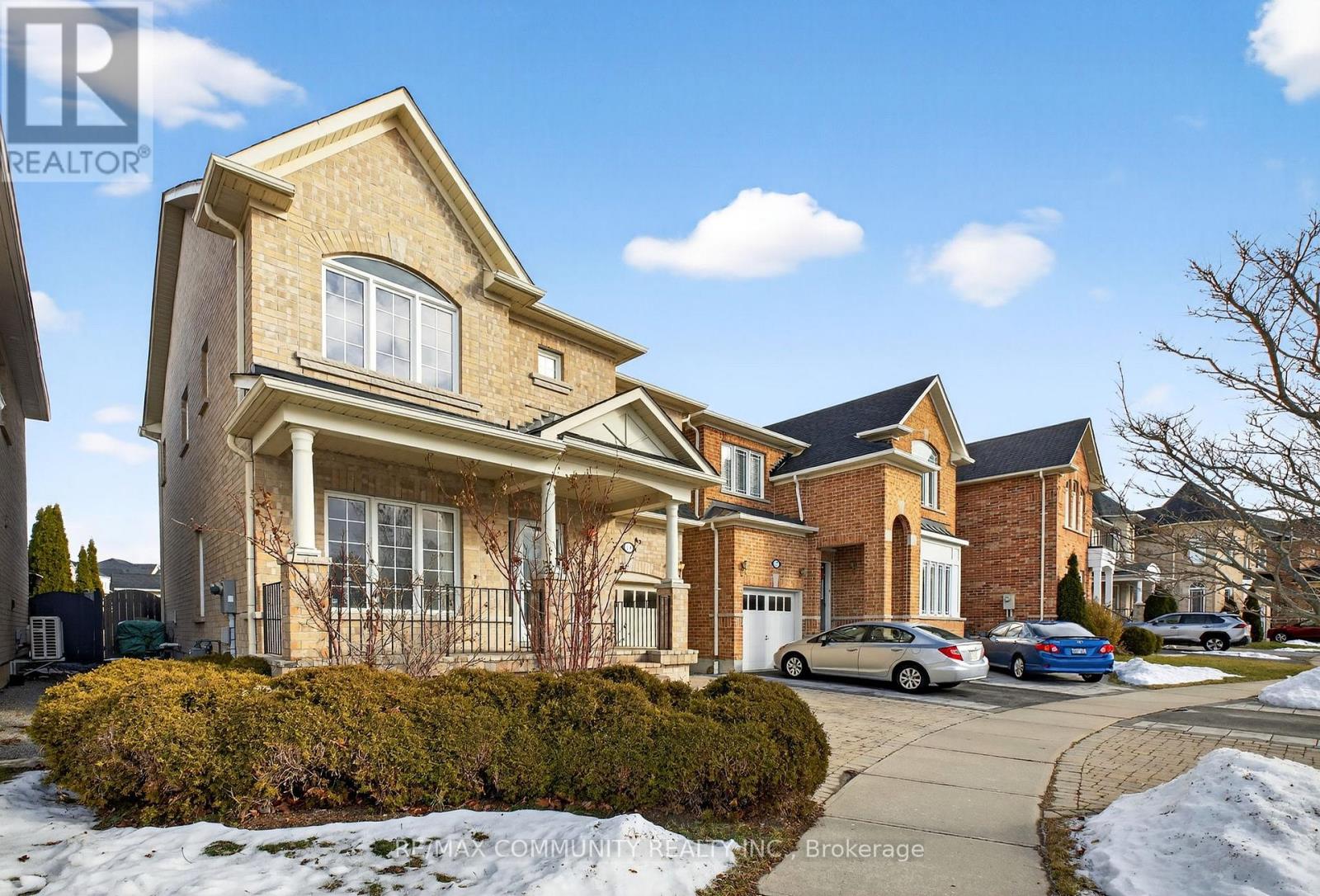 19 Abraham Court, Ajax, Ontario  L1Z 0A9 - Photo 3 - E12697138