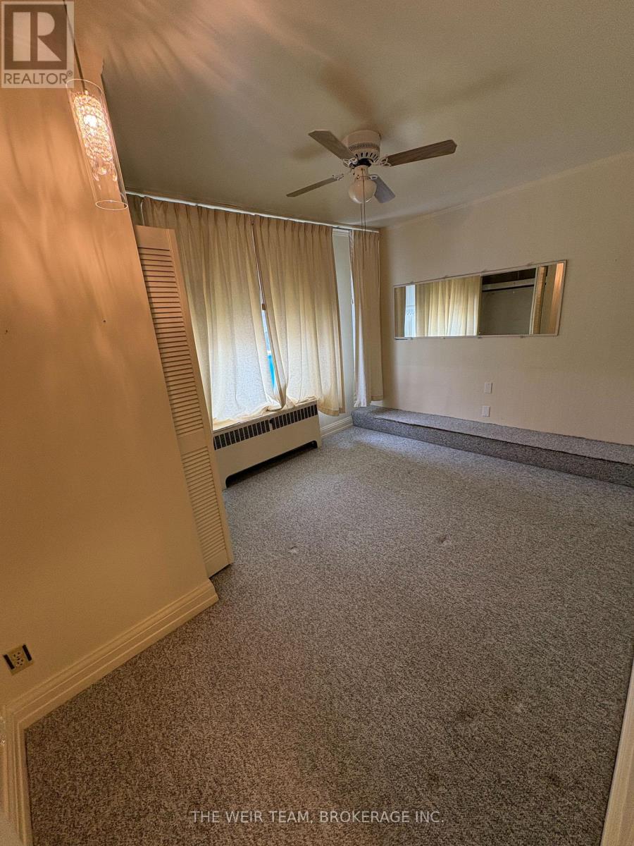 32 Meadowview Avenue, Markham, Ontario  L3T 1K5 - Photo 5 - N12696968