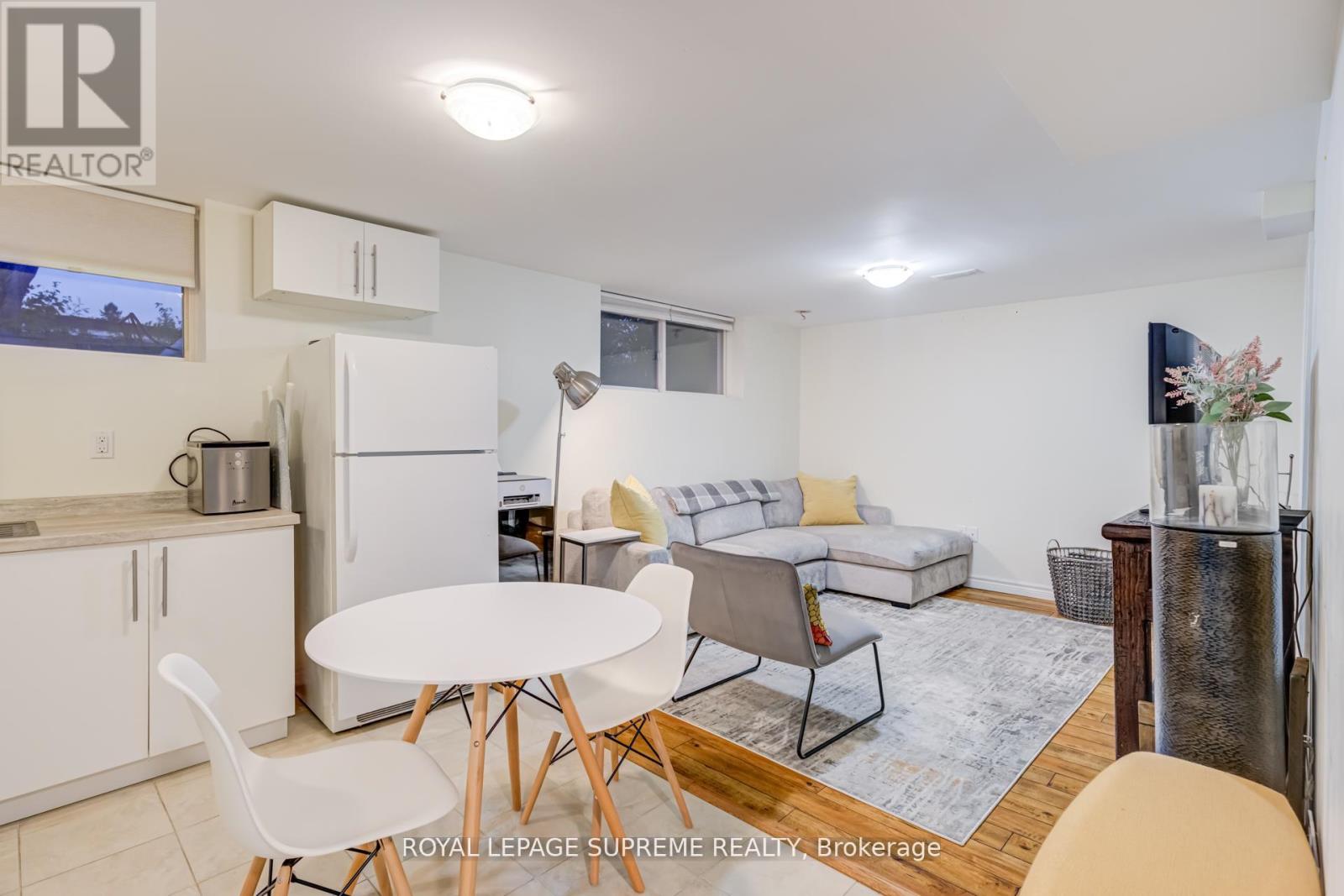 138 Driscoll Road, Richmond Hill, Ontario  L4C 4H7 - Photo 22 - N12696992