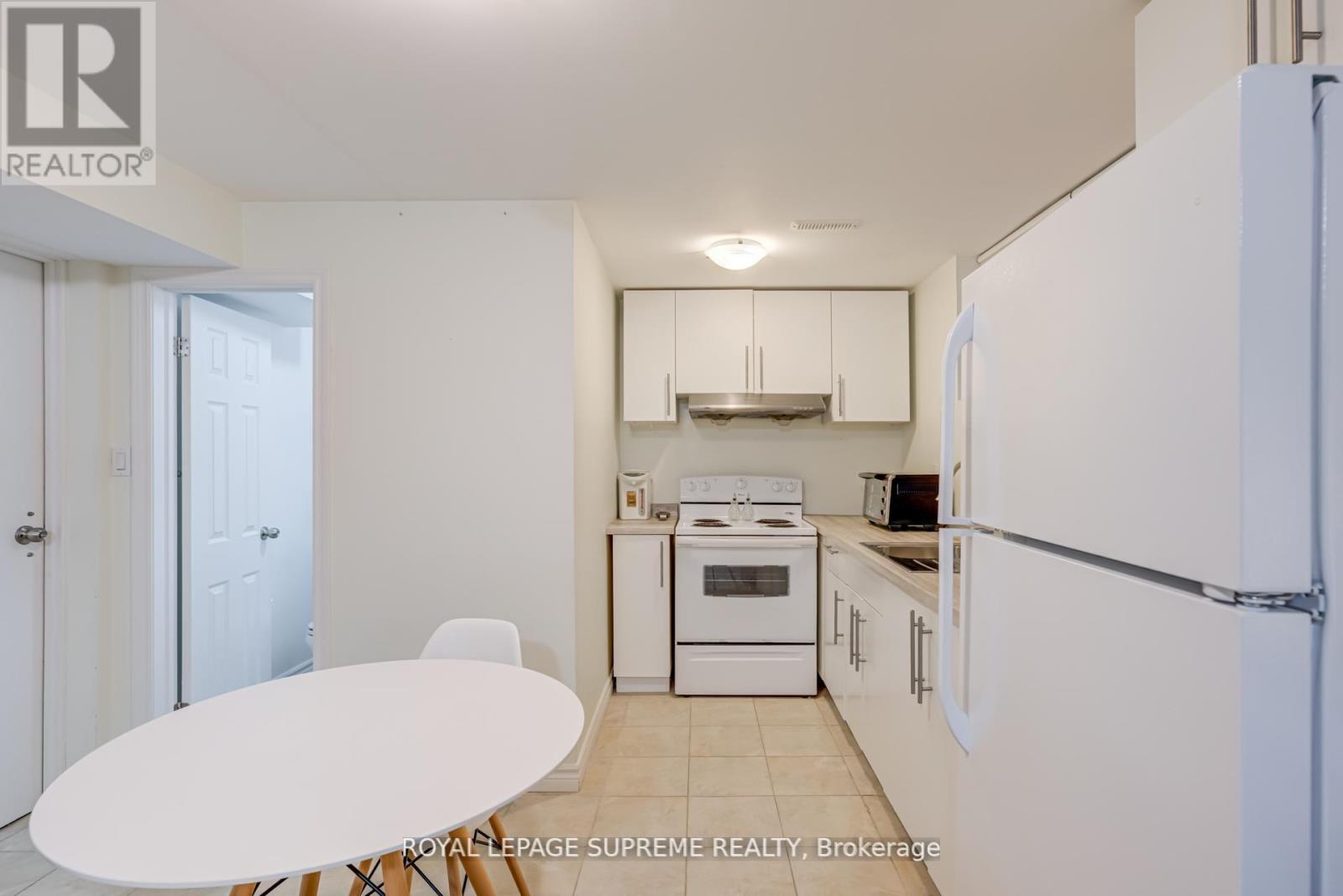 138 Driscoll Road, Richmond Hill, Ontario  L4C 4H7 - Photo 24 - N12696992