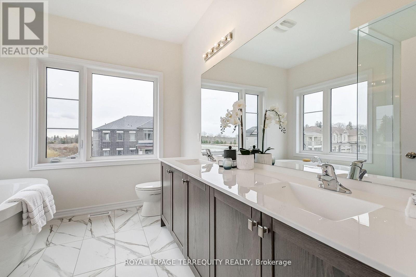 244 Mckean Drive, Whitchurch-Stouffville, Ontario  L4A 5C2 - Photo 31 - N12697026