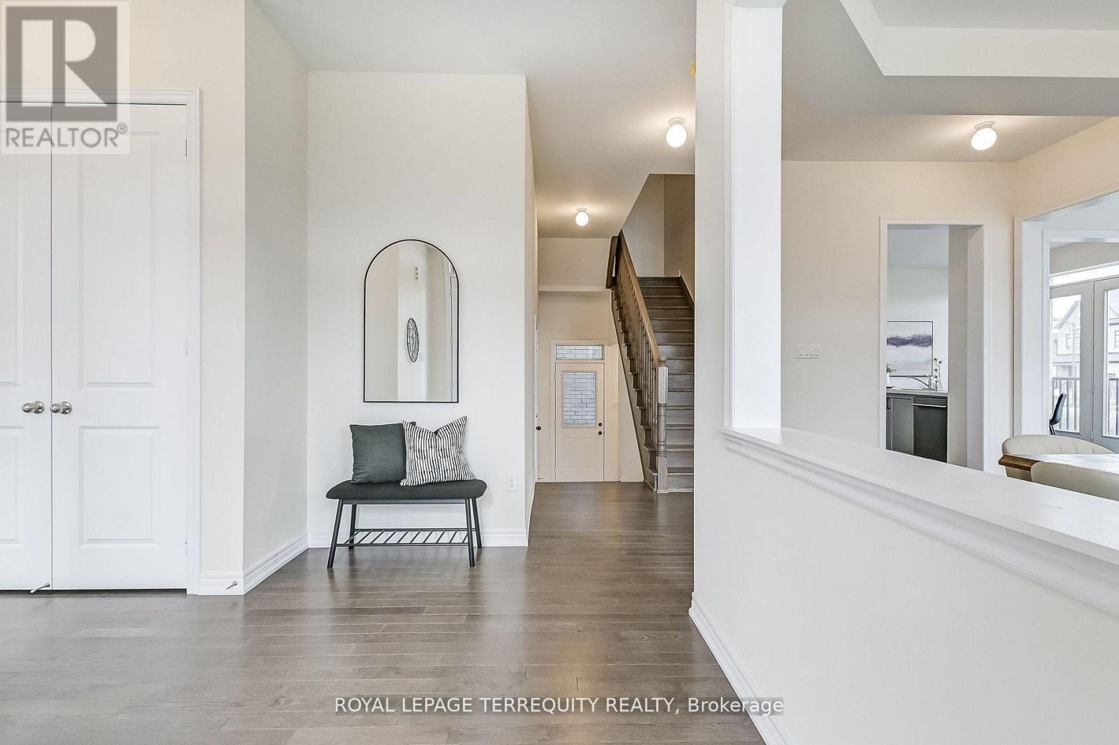 244 Mckean Drive, Whitchurch-Stouffville, Ontario  L4A 5C2 - Photo 5 - N12697026