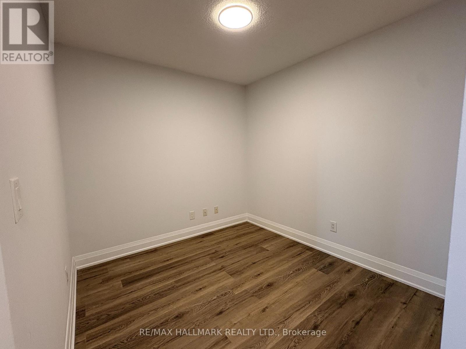 506 - 20 North Park Road, Vaughan, Ontario  L4J 0G7 - Photo 9 - N12697046