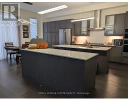 31 CANARD DRIVE, Vaughan, Ontario