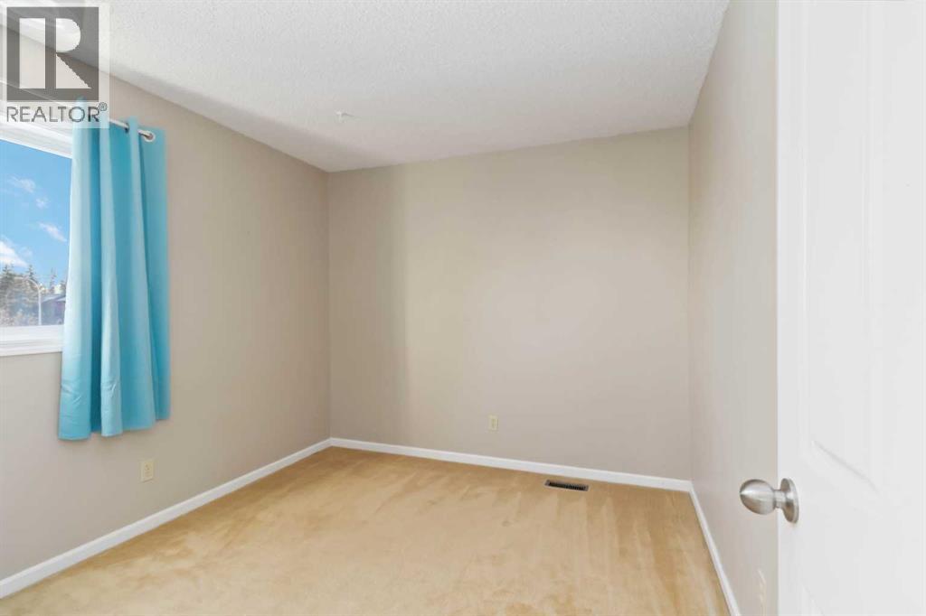 140 Brosseau Crescent, Fort Mcmurray, Alberta T9K 2G8 - Photo 11 - A2272521