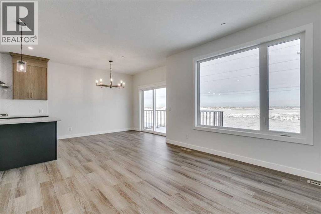 286 Hotchkiss Manor Se, Calgary, Alberta  T3S 0J8 - Photo 9 - A2266044