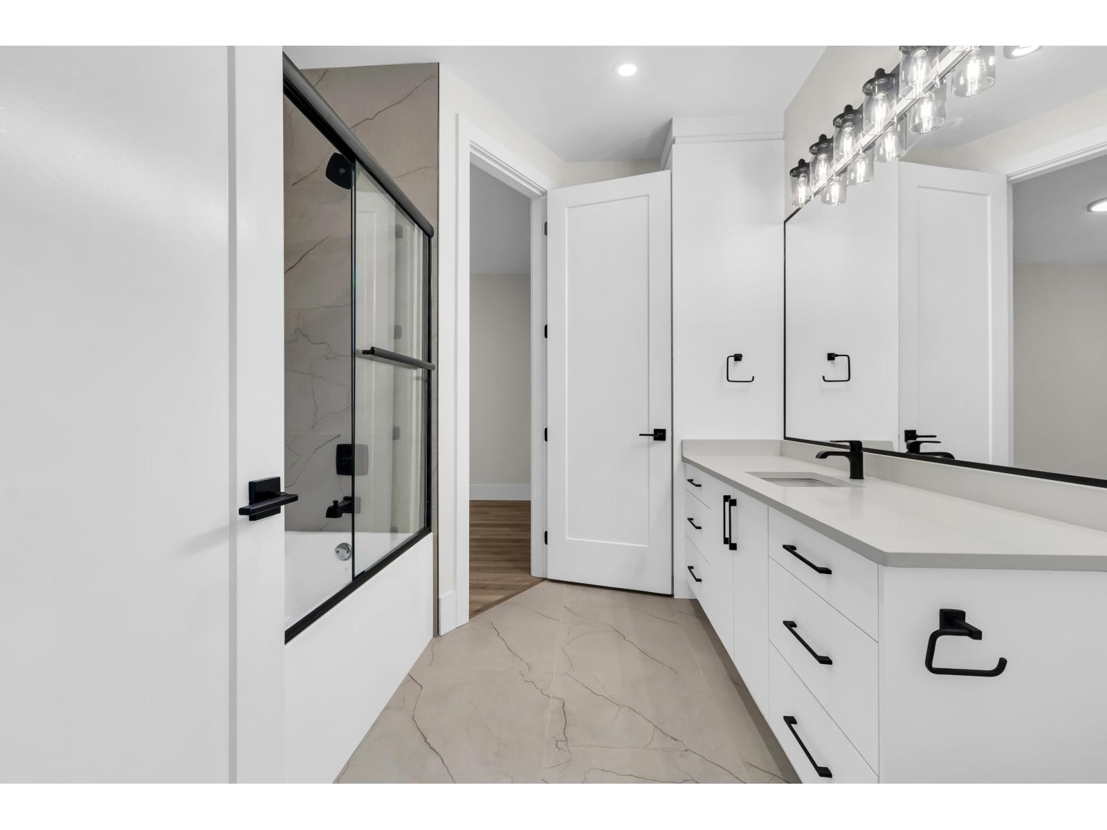 8468 Lily Place, Eastern Hillsides, Chilliwack, British Columbia  V4Z 0E5 - Photo 27 - R3077536