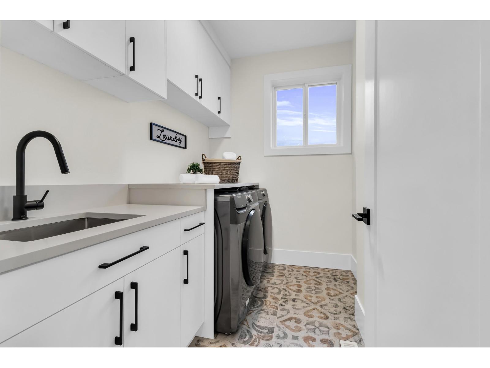 8468 Lily Place, Eastern Hillsides, Chilliwack, British Columbia  V4Z 0E5 - Photo 29 - R3077536