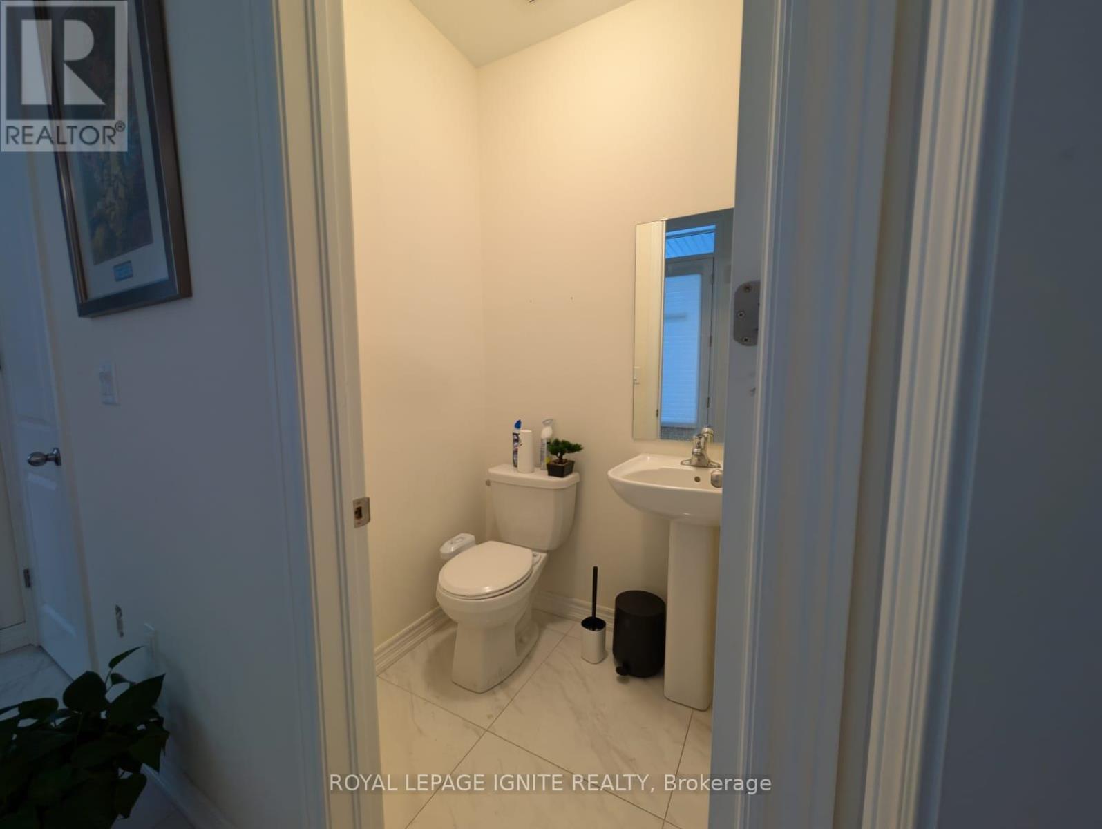 31 Canard Drive, Vaughan, Ontario  L4H 5C4 - Photo 12 - N12697072