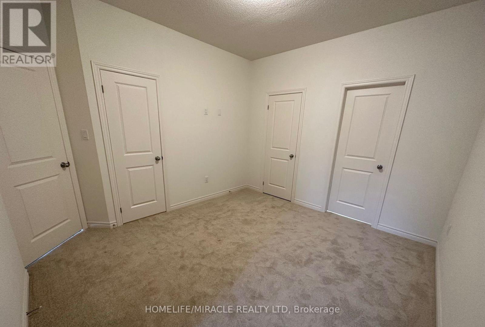 18 Arrowview Drive, Brampton, Ontario  L7A 5H7 - Photo 12 - W12682842