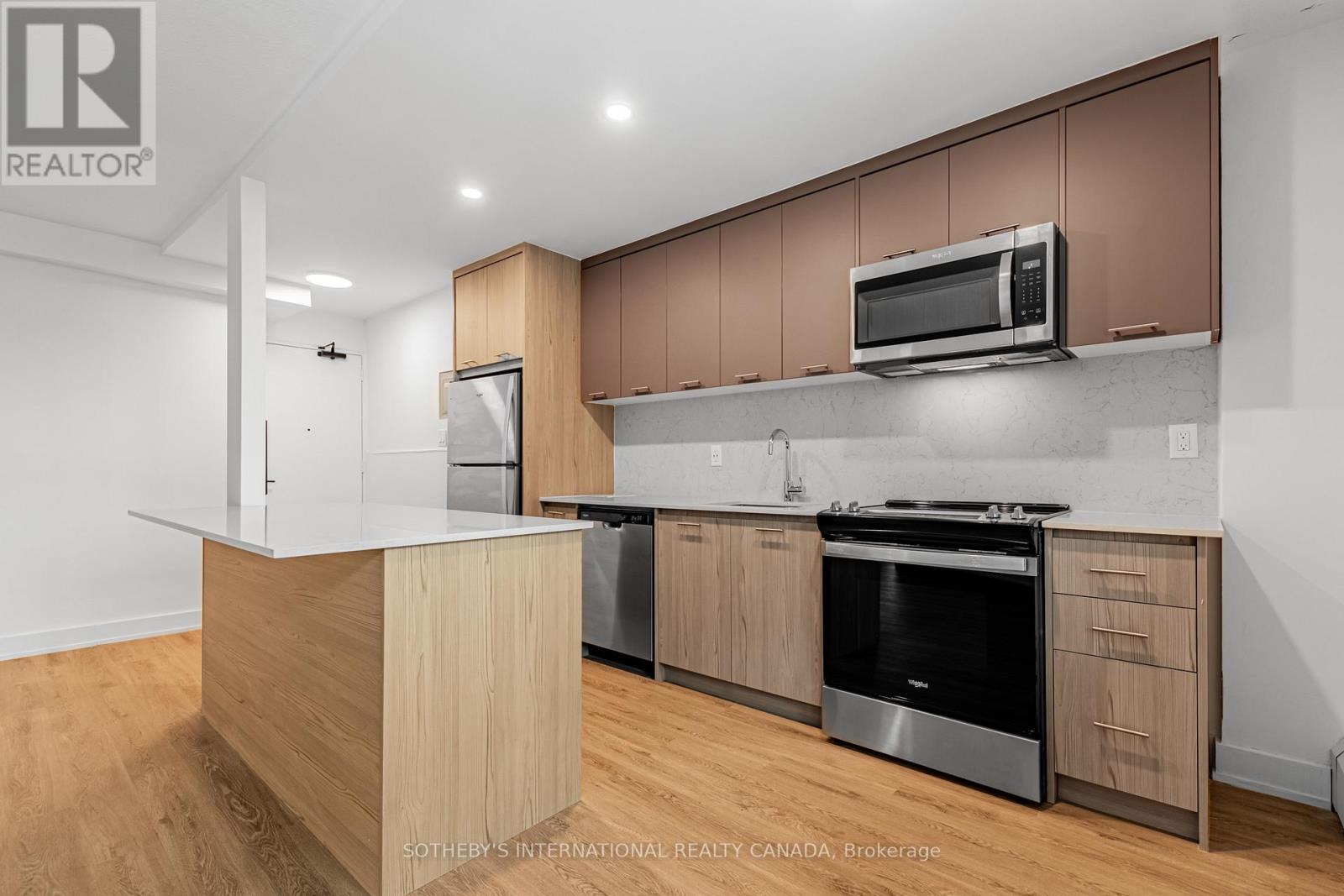 605 - 135 Tyndall Avenue, Toronto, Ontario  M6K 2G3 - Photo 5 - W12686504