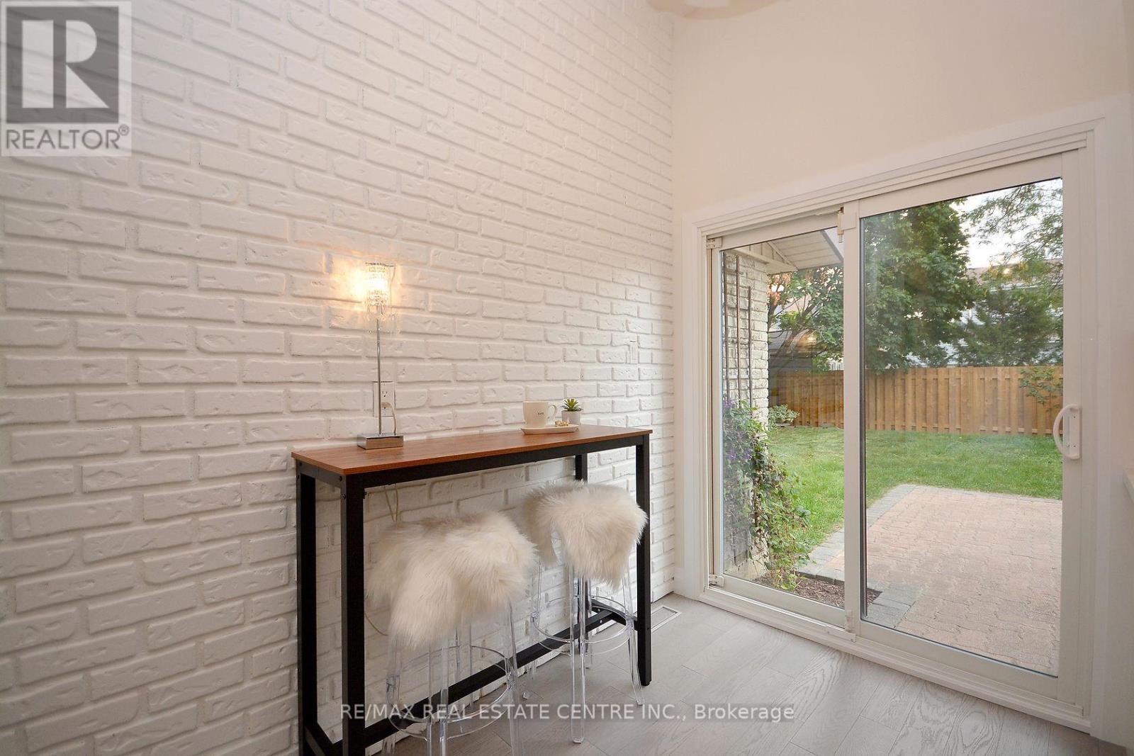 2912 Arvida Circle, Mississauga, Ontario  L5N 1R5 - Photo 18 - W12696930