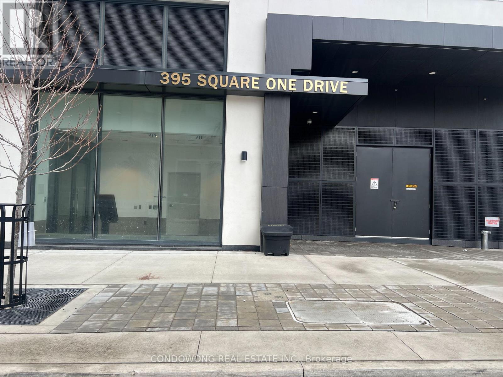 215 - 395 Square One Drive, Mississauga, Ontario  L5B 0P6 - Photo 2 - W12696948