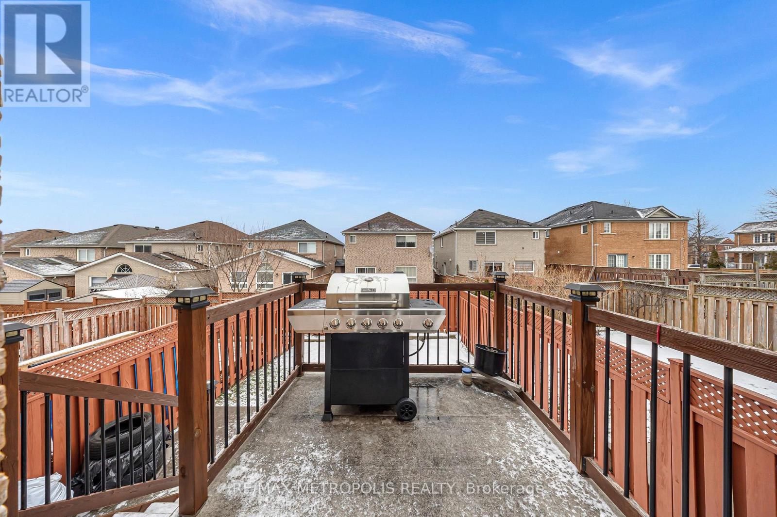 Main - 10 Applegrove Court, Brampton, Ontario  L6R 2Y8 - Photo 20 - W12697064