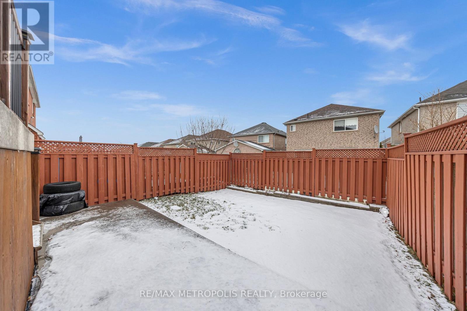 Main - 10 Applegrove Court, Brampton, Ontario  L6R 2Y8 - Photo 39 - W12697064