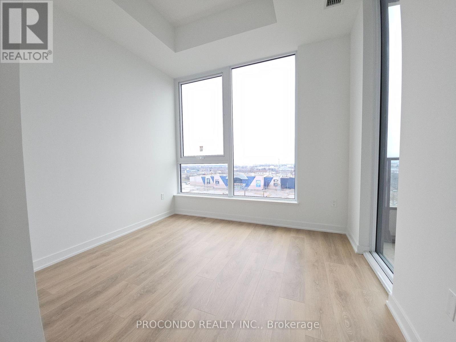 803 - 1037 The Queensway, Toronto, Ontario  M8Z 0H5 - Photo 6 - W12697074