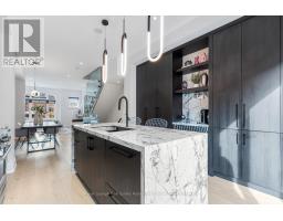 24 - 10 LUNAR CRESCENT, Mississauga, Ontario