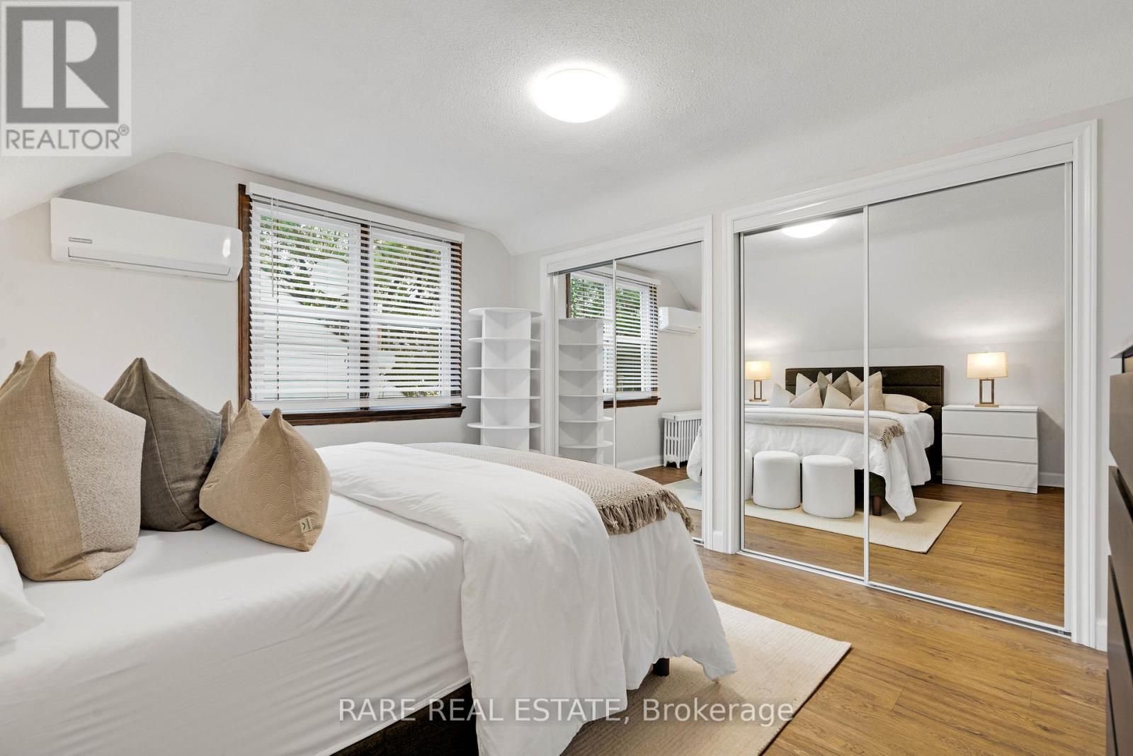 2073 Leighland Road, Burlington, Ontario  L7R 3S9 - Photo 35 - W12697110