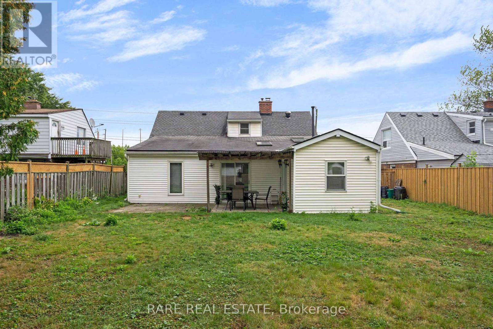 2073 Leighland Road, Burlington, Ontario  L7R 3S9 - Photo 43 - W12697110