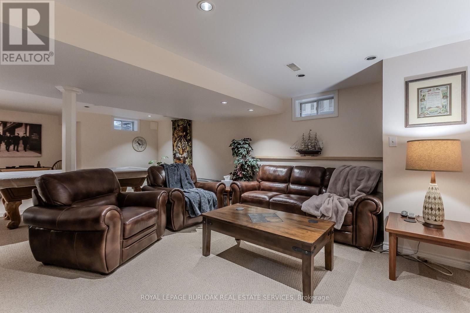 606 Williamson Court, Burlington, Ontario  L7S 2K6 - Photo 26 - W12697130