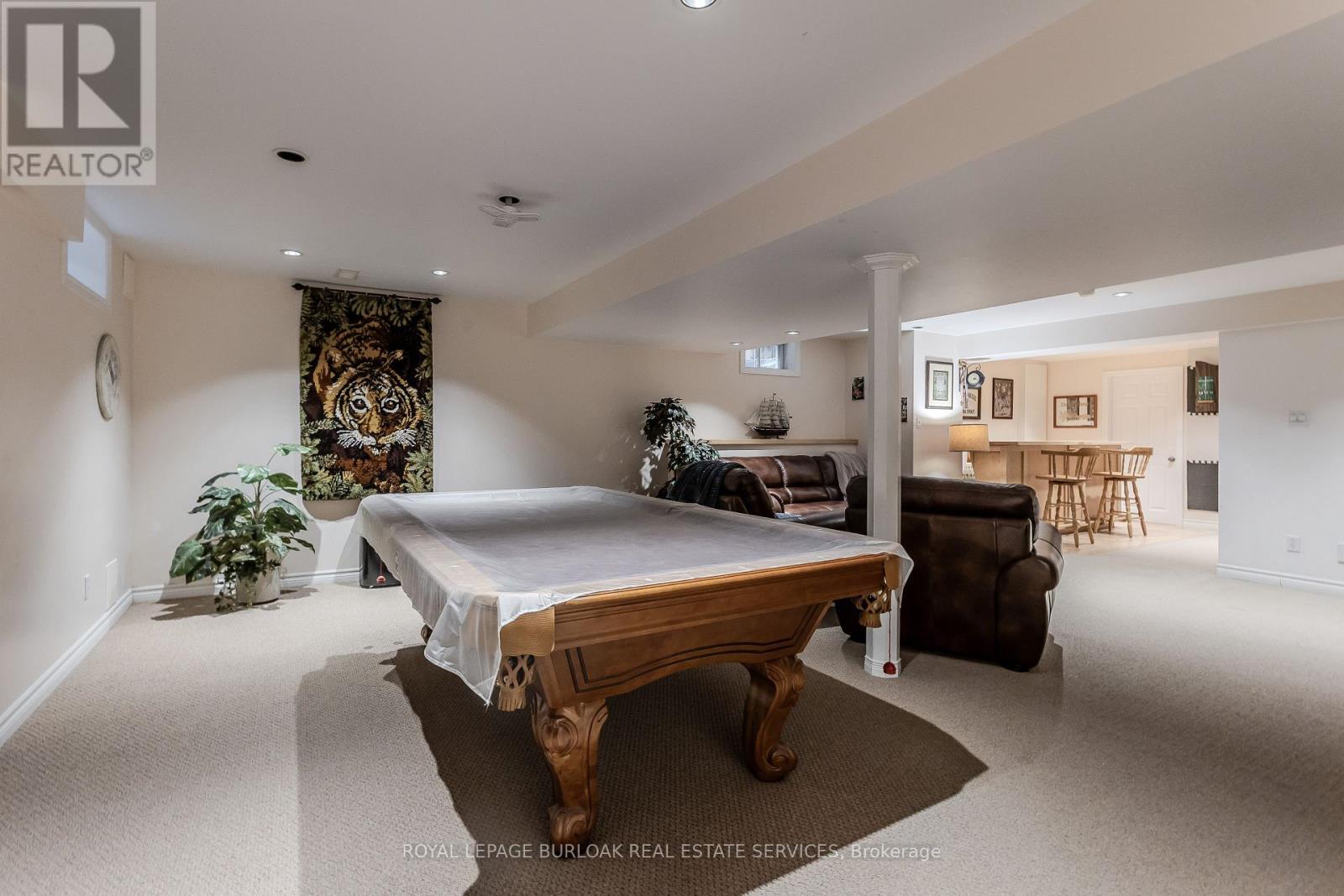 606 Williamson Court, Burlington, Ontario  L7S 2K6 - Photo 29 - W12697130