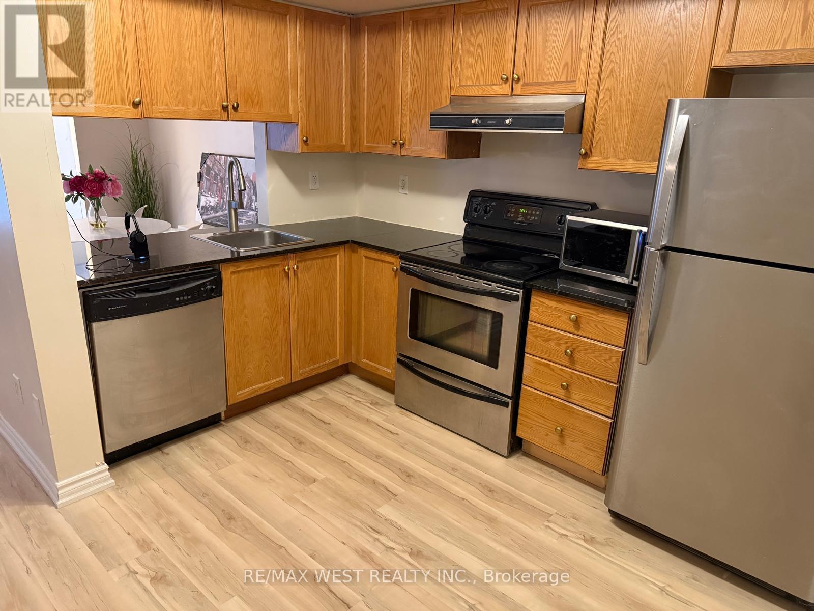 1224 - 22 Laidlaw Street, Toronto, Ontario  M6K 1X2 - Photo 3 - W12697142