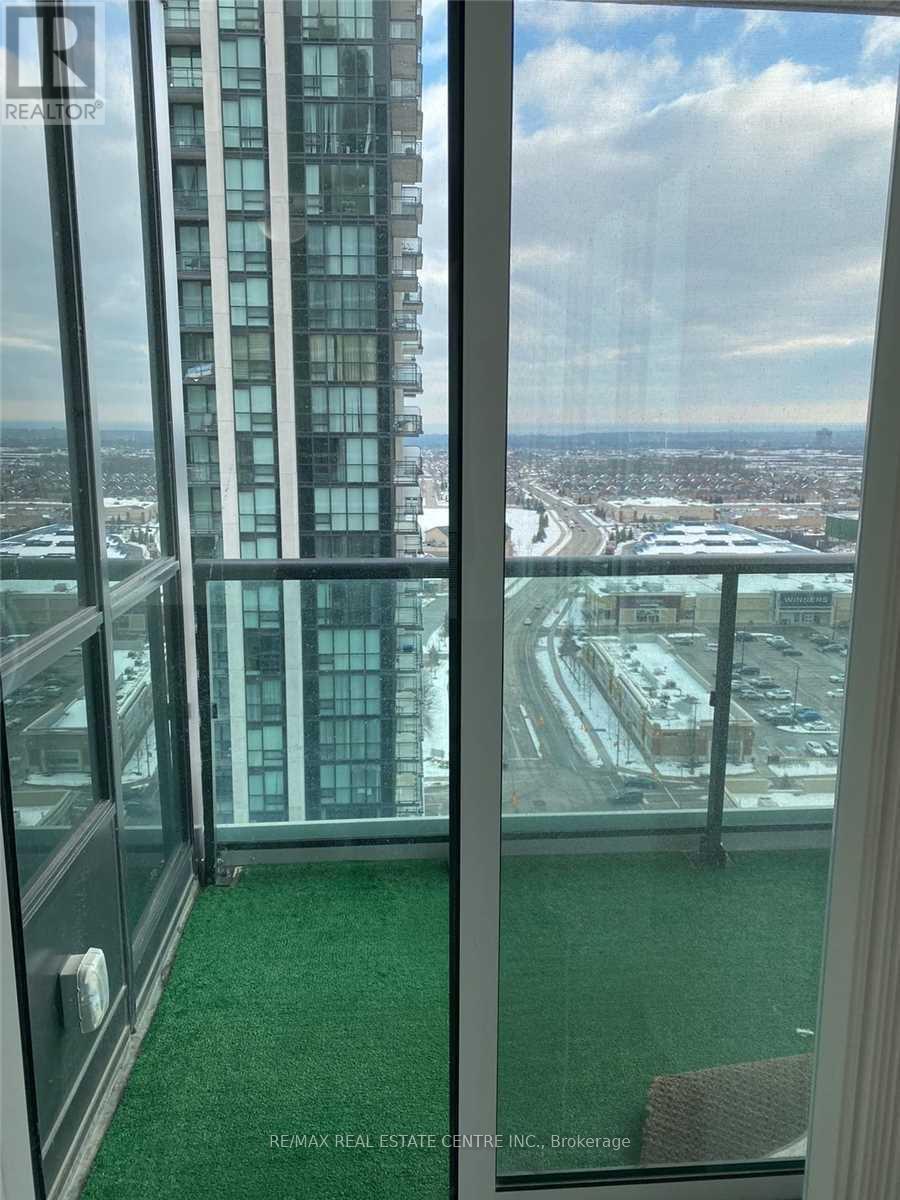 1705 - 3985 Grand Park Drive, Mississauga, Ontario  L5B 0H8 - Photo 10 - W12697156