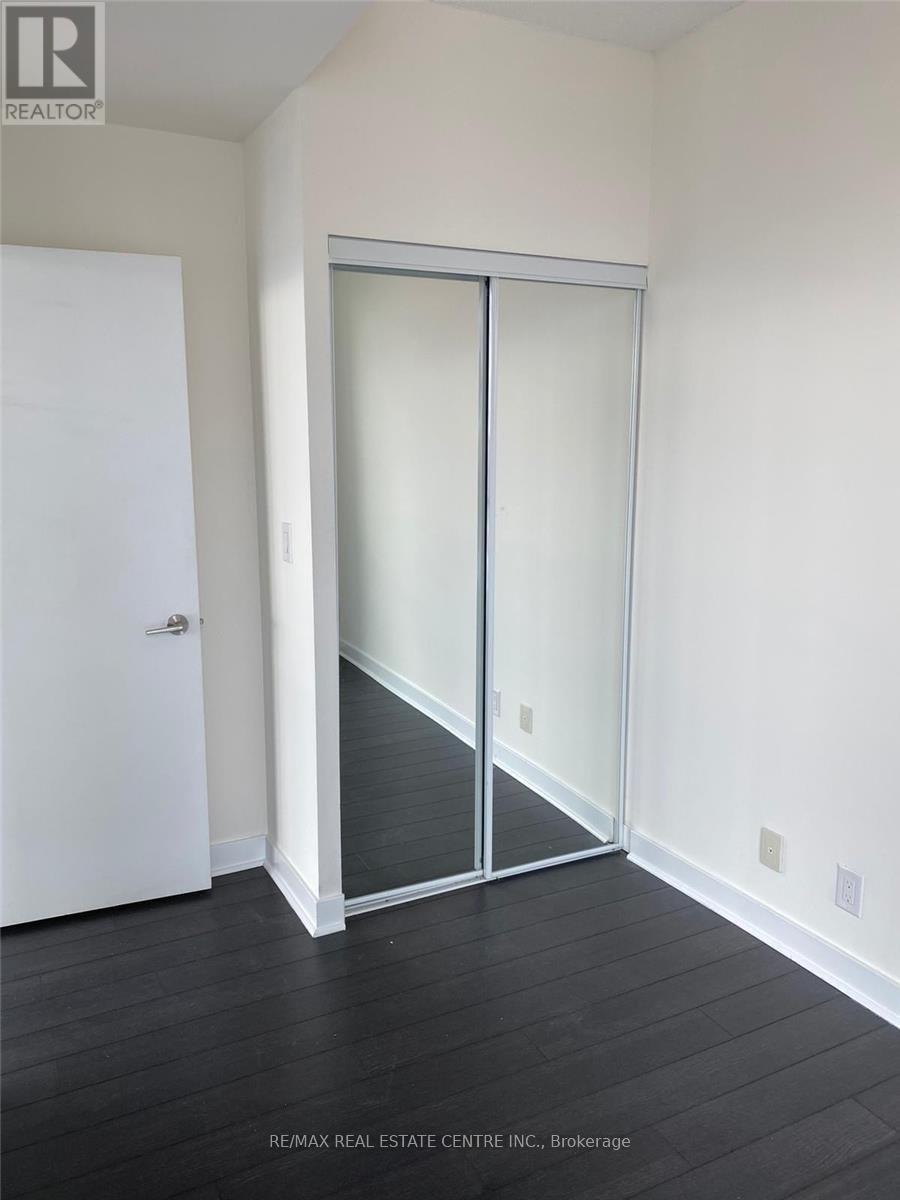 1705 - 3985 Grand Park Drive, Mississauga, Ontario  L5B 0H8 - Photo 15 - W12697156