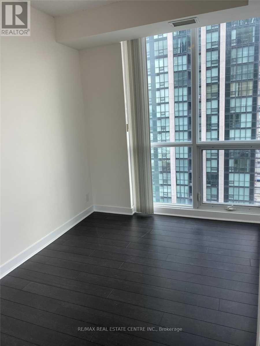 1705 - 3985 Grand Park Drive, Mississauga, Ontario  L5B 0H8 - Photo 16 - W12697156