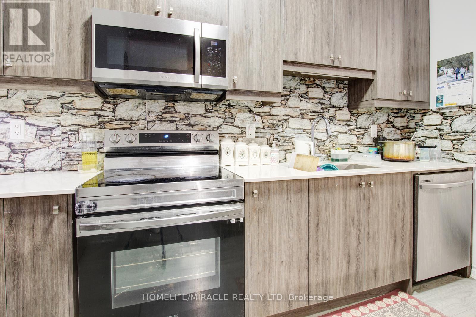 45 June Callwood Way, Brantford, Ontario  N3T 0V1 - Photo 18 - X12696940