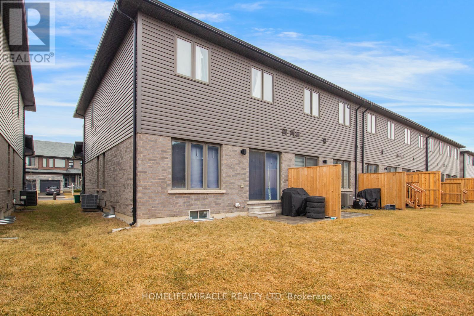 45 June Callwood Way, Brantford, Ontario  N3T 0V1 - Photo 37 - X12696940