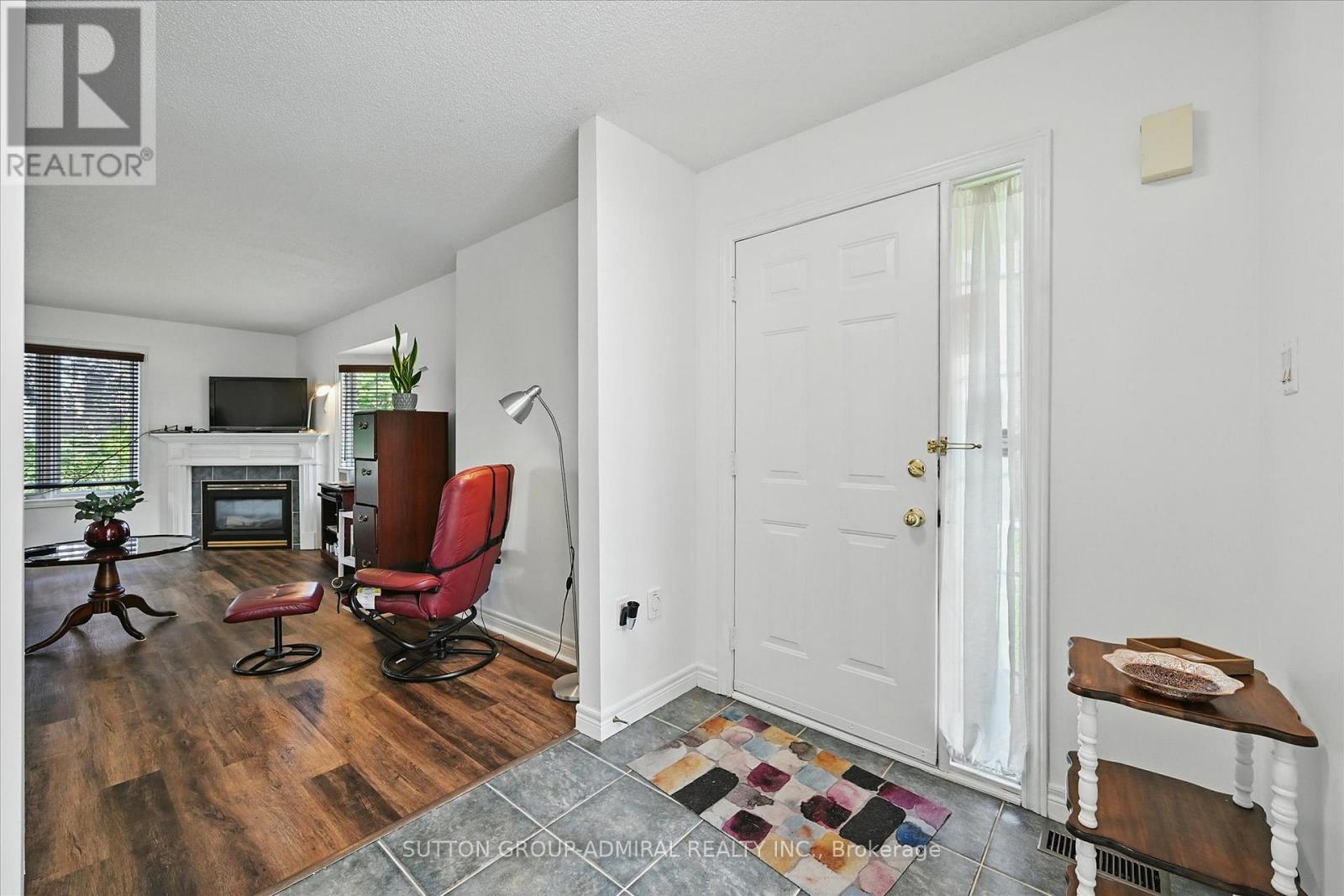 469 Dewitt Road, Hamilton, Ontario  L8E 5W8 - Photo 5 - X12696964