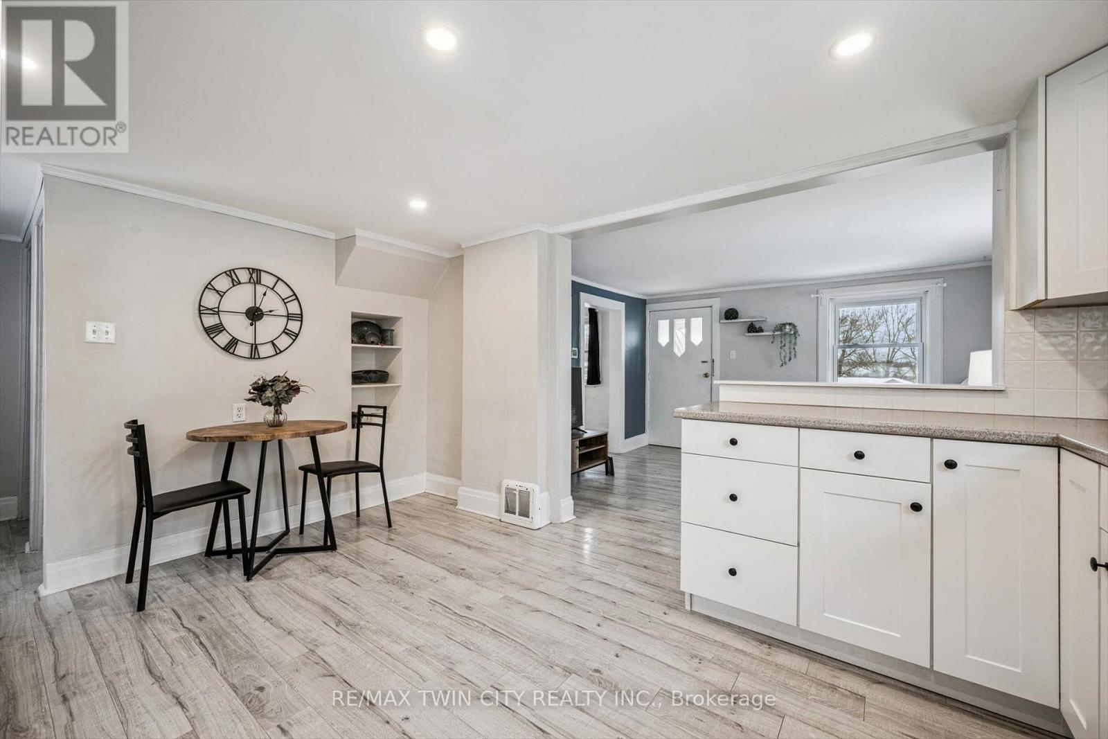 7 Riverside Drive W, Woolwich, Ontario  N3B 1P9 - Photo 20 - X12697036