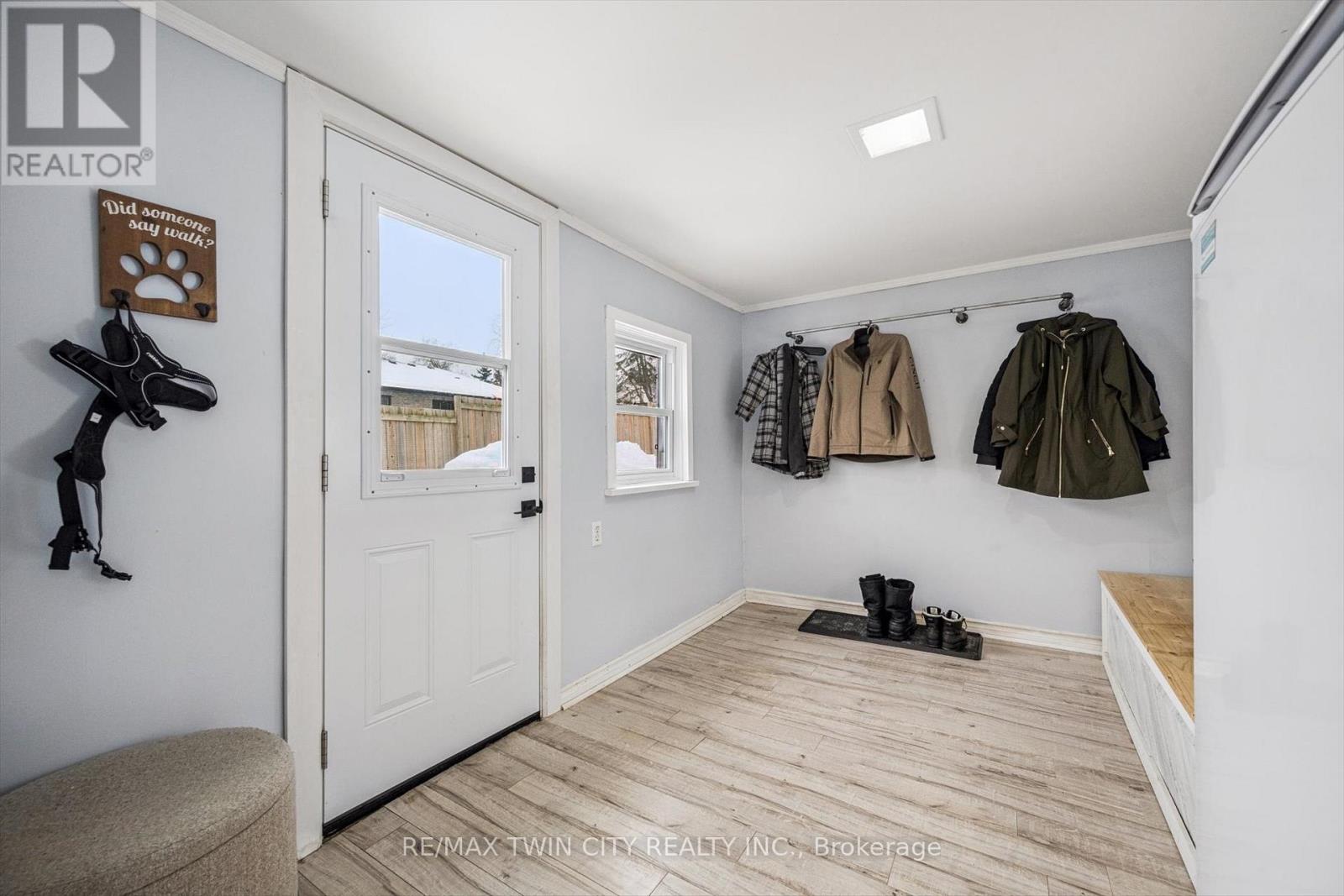 7 Riverside Drive W, Woolwich, Ontario  N3B 1P9 - Photo 24 - X12697036