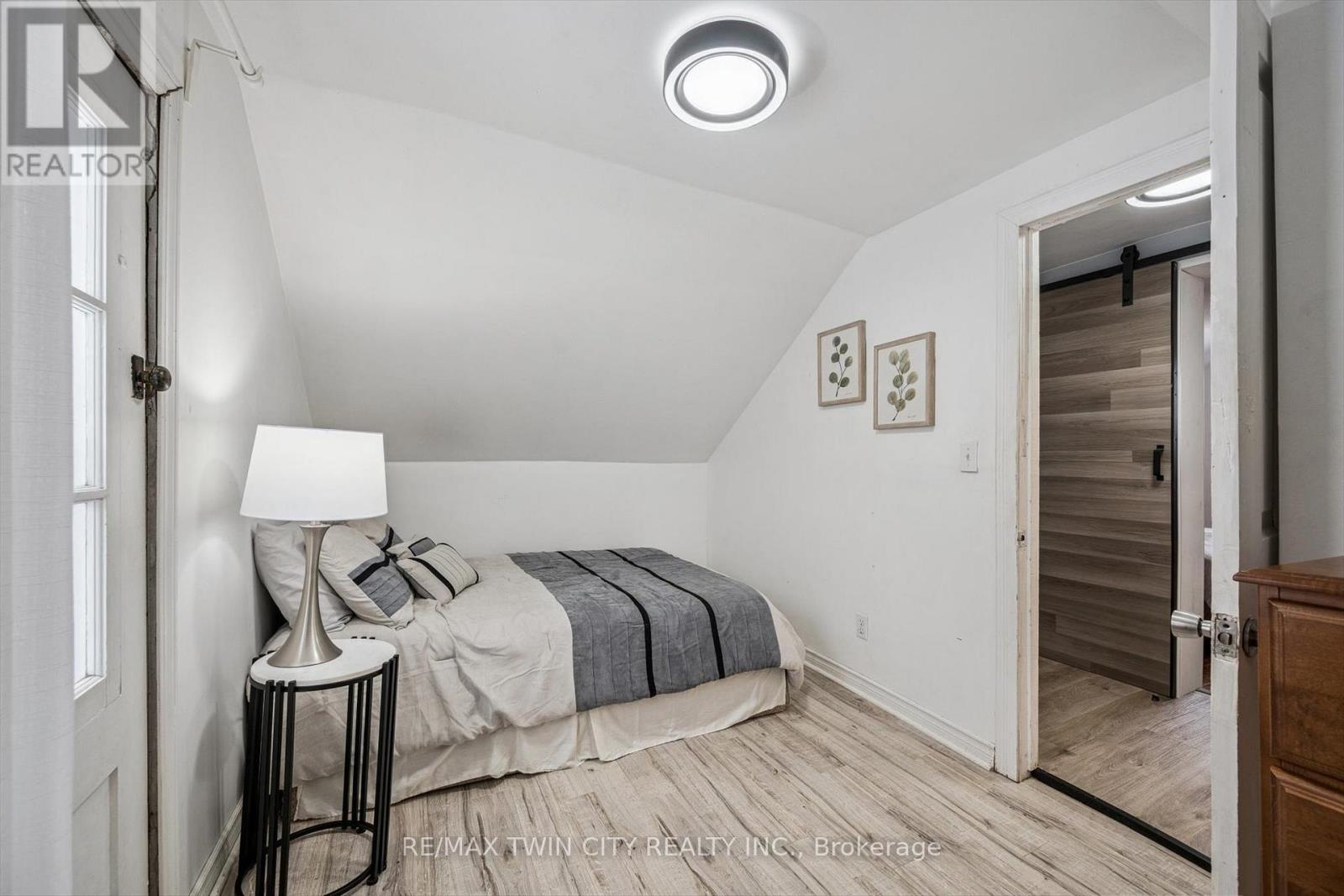 7 Riverside Drive W, Woolwich, Ontario  N3B 1P9 - Photo 29 - X12697036