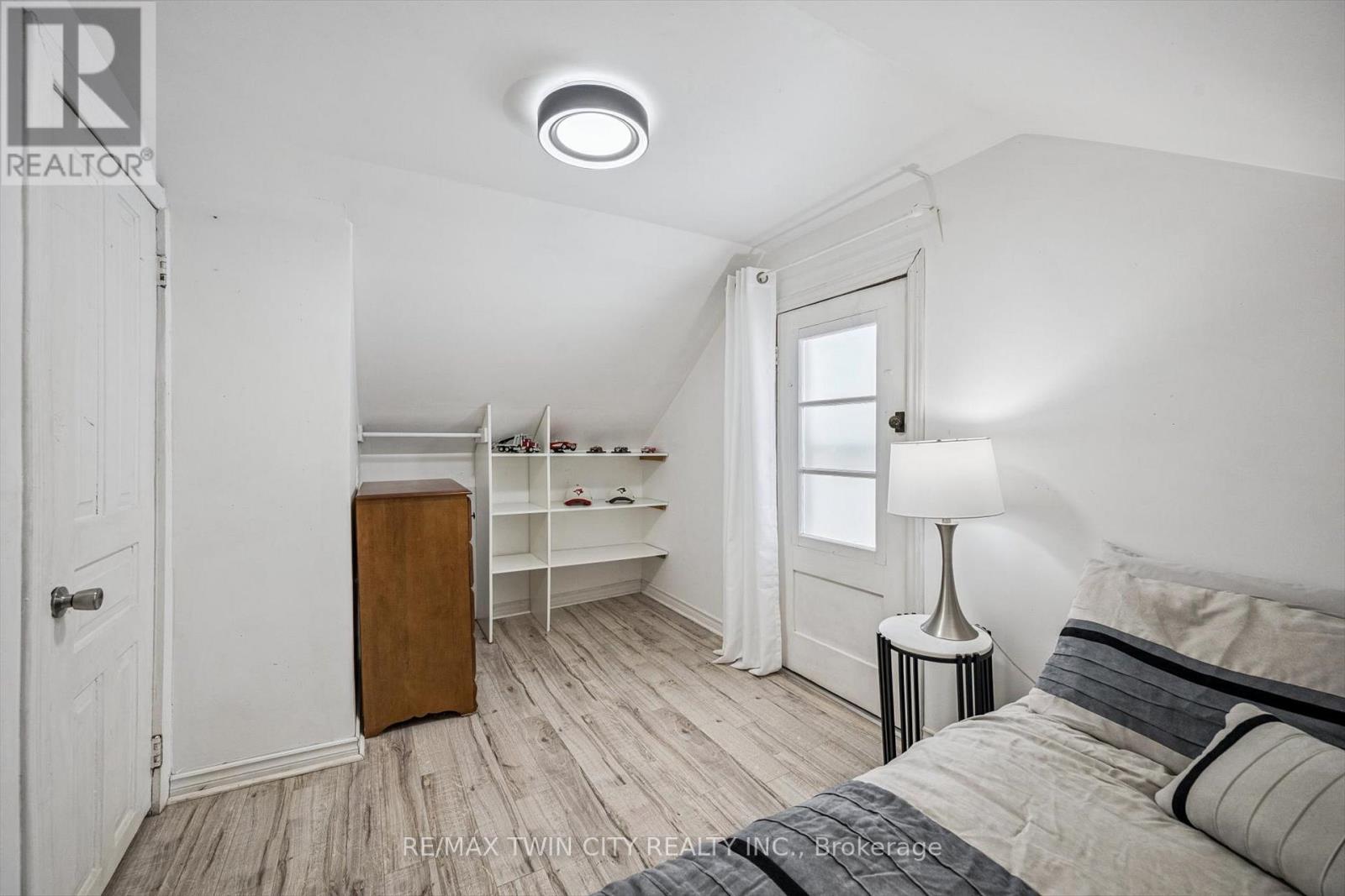 7 Riverside Drive W, Woolwich, Ontario  N3B 1P9 - Photo 30 - X12697036