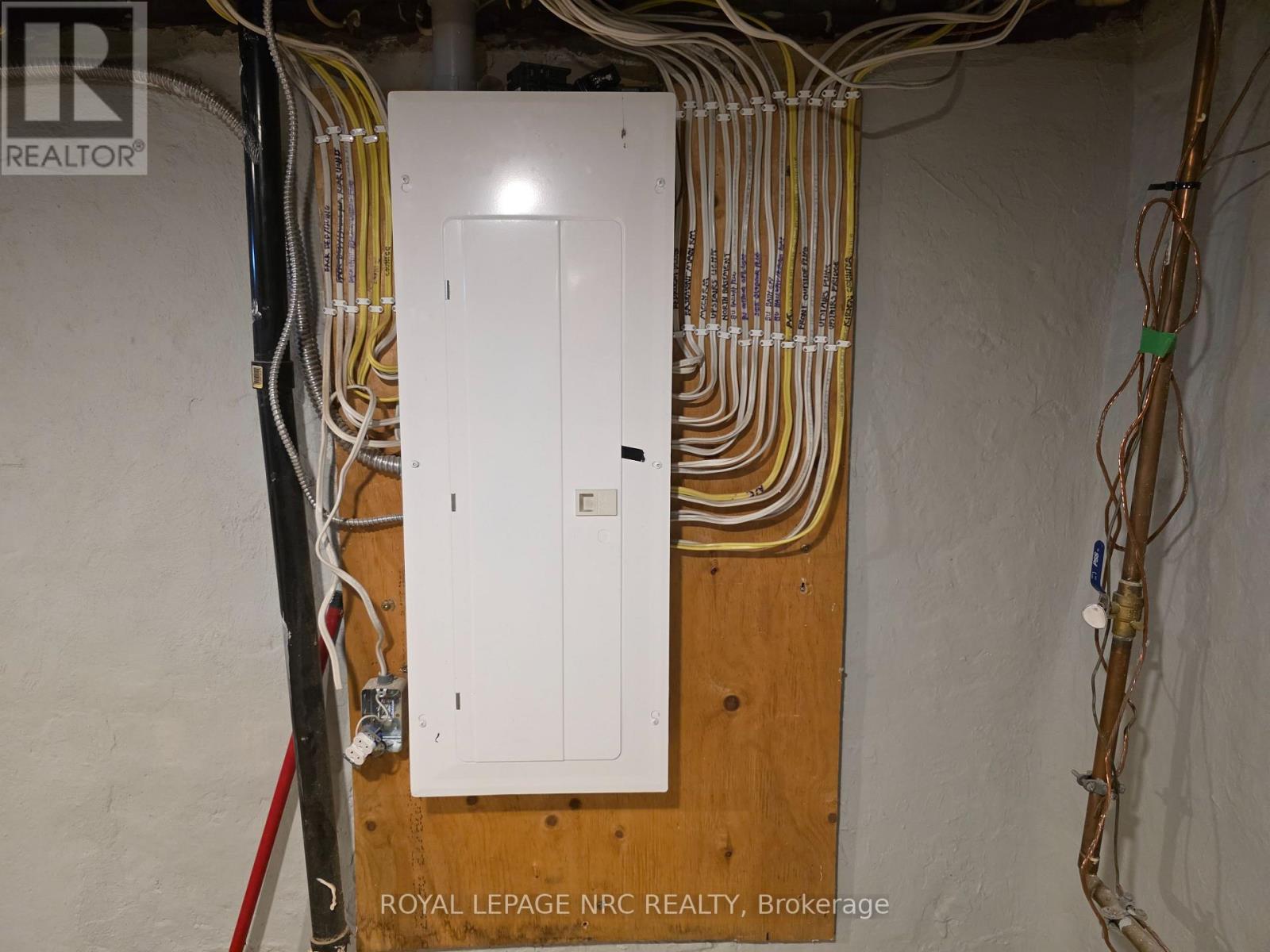 220 Emerald Street N, Hamilton, Ontario  L8L 5K8 - Photo 15 - X12697068