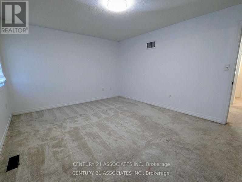 177 Montreal Circle, Hamilton, Ontario  L8E 0C6 - Photo 20 - X12697094