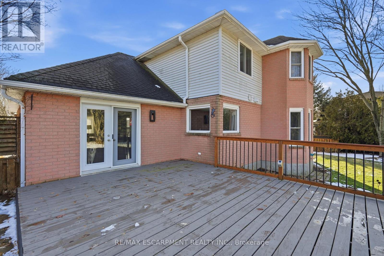 9 Cornelia Court, Hamilton, Ontario  L8B 0Z9 - Photo 40 - X12697164