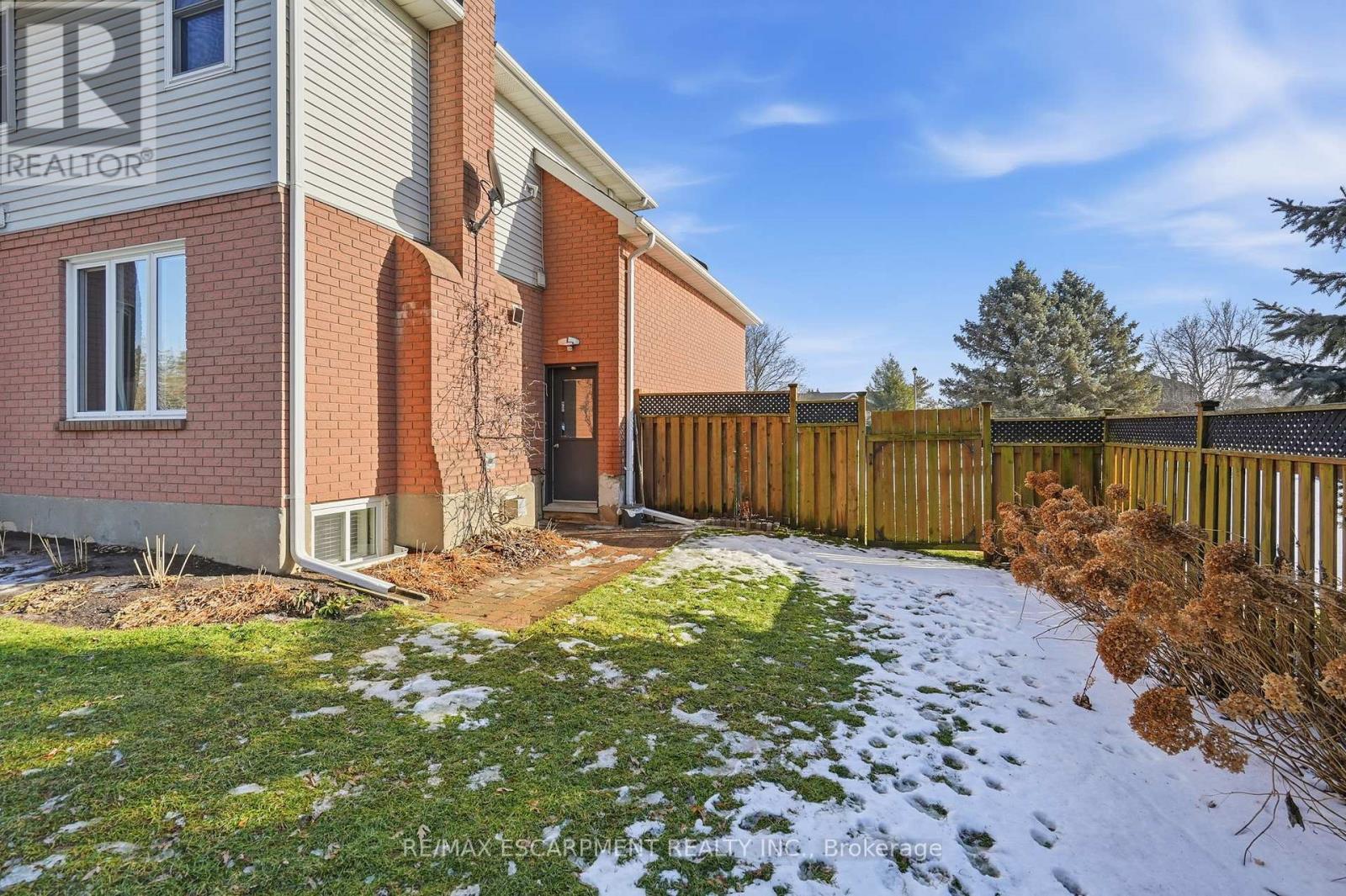 9 Cornelia Court, Hamilton, Ontario  L8B 0Z9 - Photo 46 - X12697164
