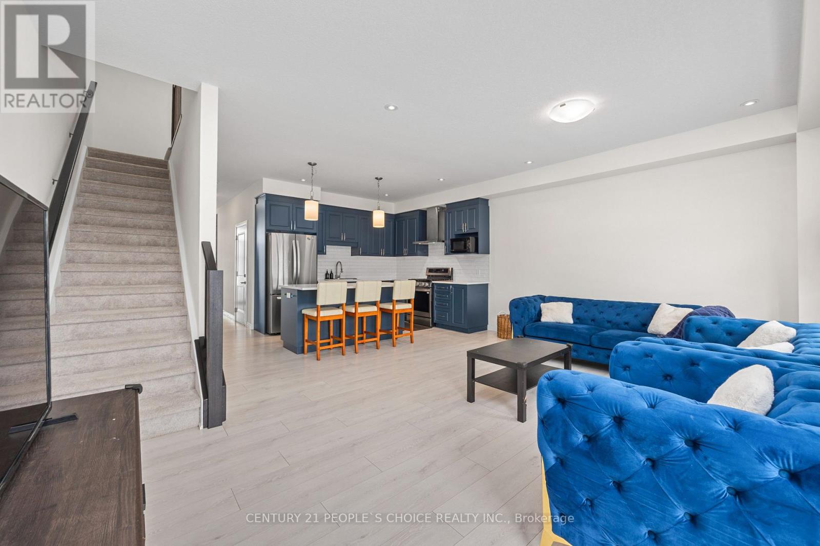 9 Queensbrook Crescent, Cambridge, Ontario  N1S 0E5 - Photo 11 - X12697166