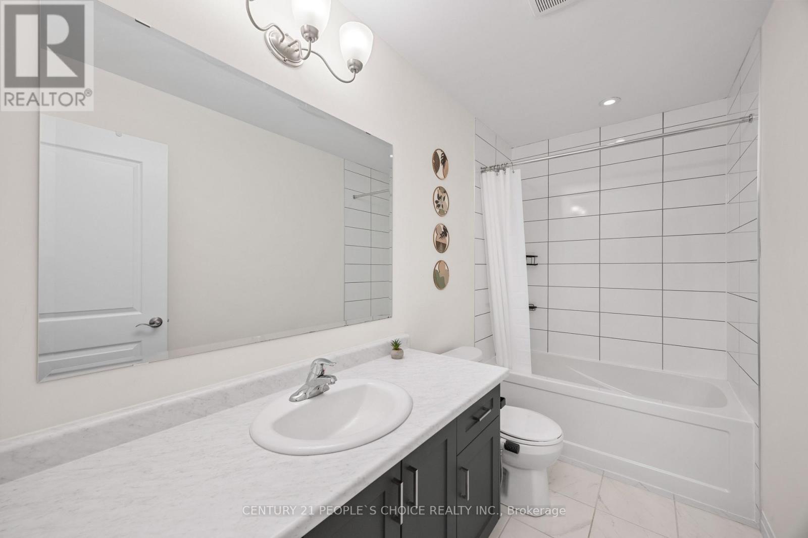 9 Queensbrook Crescent, Cambridge, Ontario  N1S 0E5 - Photo 19 - X12697166