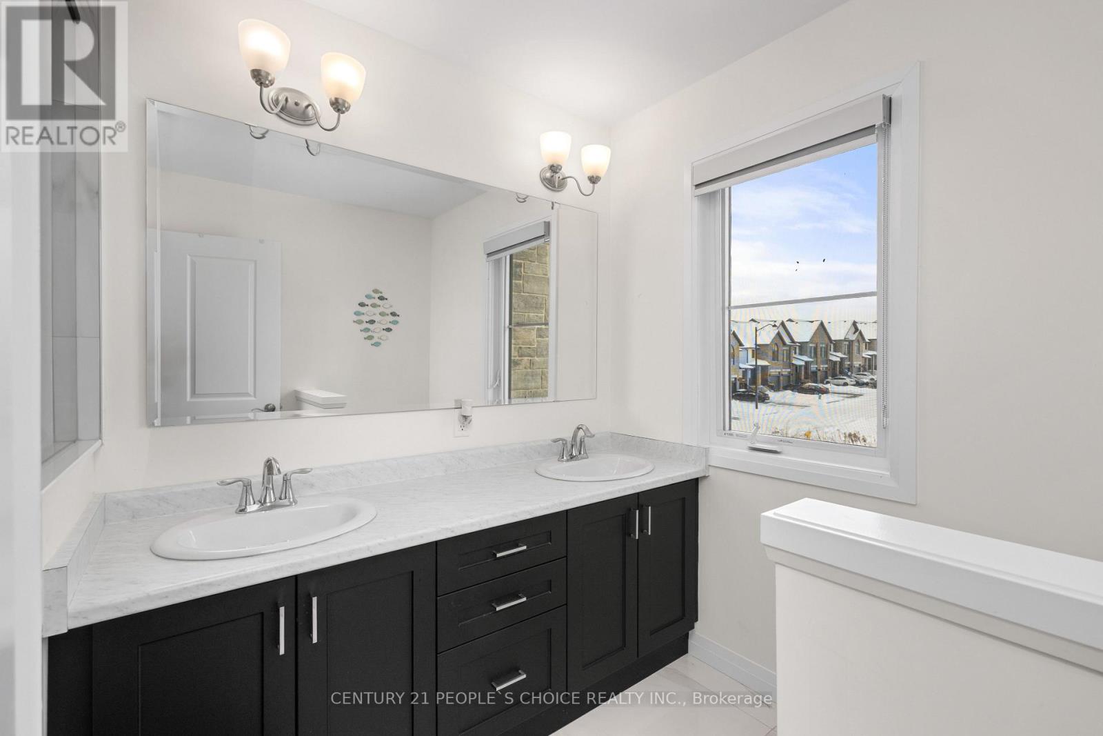 9 Queensbrook Crescent, Cambridge, Ontario  N1S 0E5 - Photo 24 - X12697166