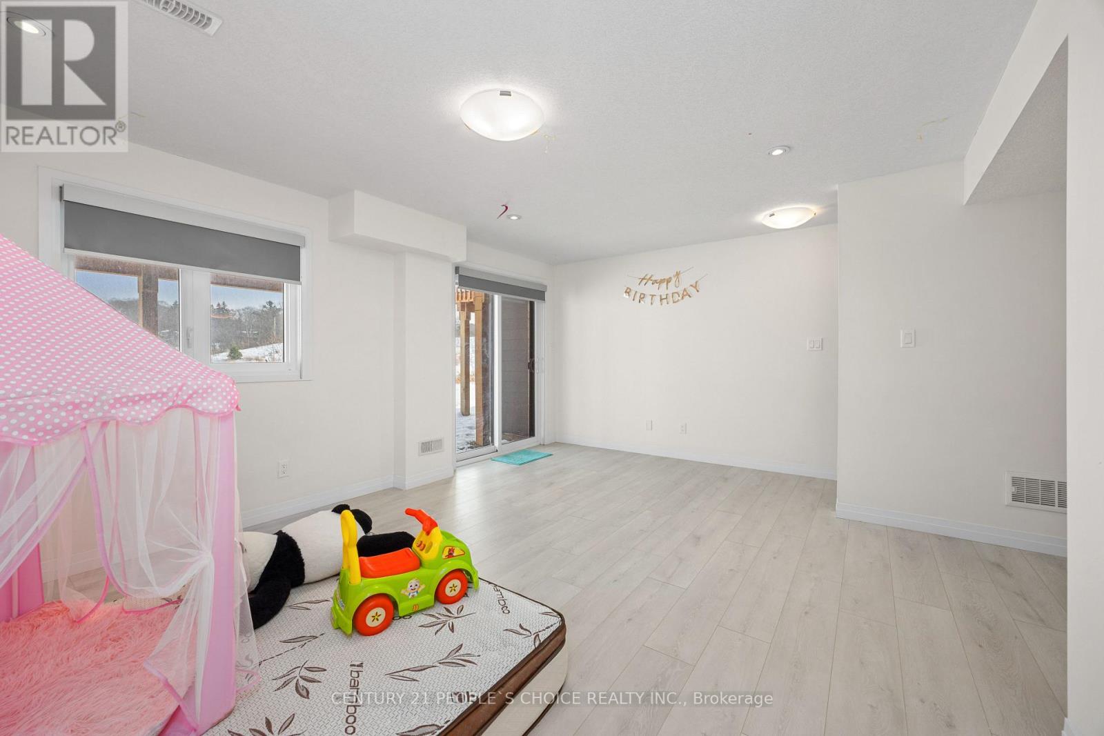 9 Queensbrook Crescent, Cambridge, Ontario  N1S 0E5 - Photo 26 - X12697166