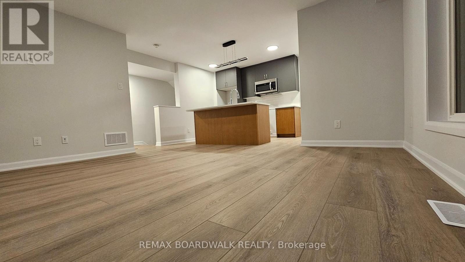 17 - 801 Glenroy Gilbert Drive, Ottawa, Ontario  K2J 5R6 - Photo 17 - X12510800