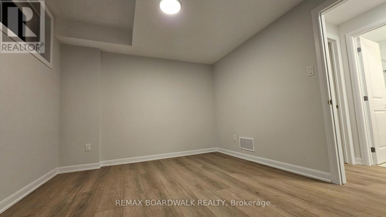 17 - 801 Glenroy Gilbert Drive, Ottawa, Ontario  K2J 5R6 - Photo 7 - X12510800