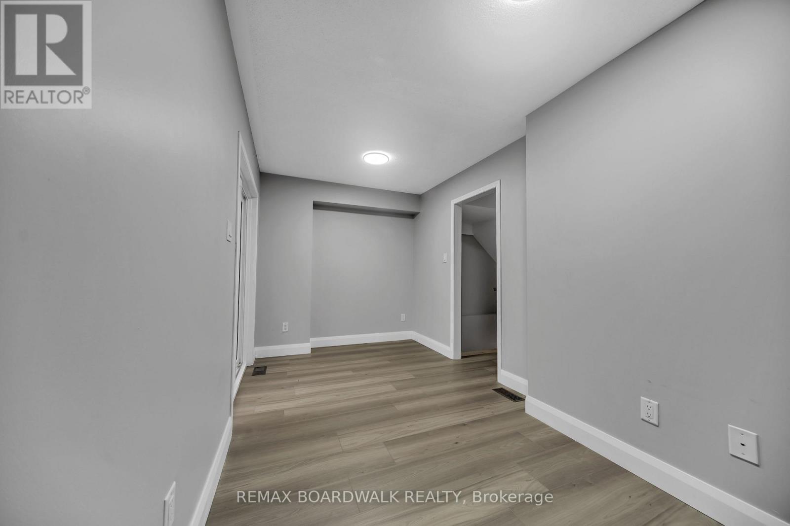 714 Sanibel Private, Ottawa, Ontario  K2H 0A8 - Photo 10 - X12580154